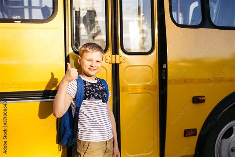 'boy bus' Search .